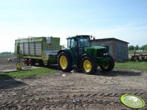 John Deere 6620 