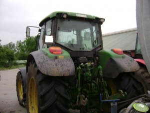 John Deere 6620