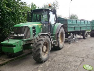 John Deere 6630