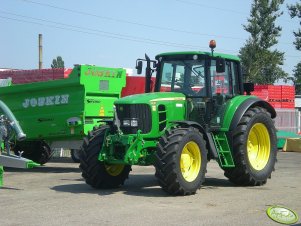 John Deere 6630