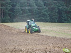 John Deere 6630