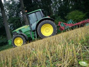 John Deere 6630