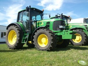 John Deere 6630
