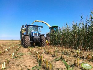 John Deere 6710 & New Holland T6050 PLUS