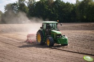 John Deere 6800 & Famarol