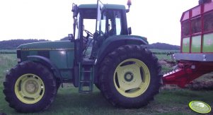 John Deere 6800