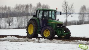 John Deere 6800