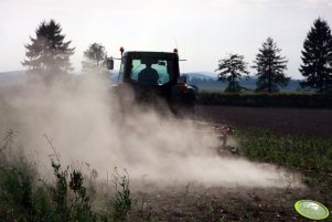 John Deere 6810 + talerzówka radziecka