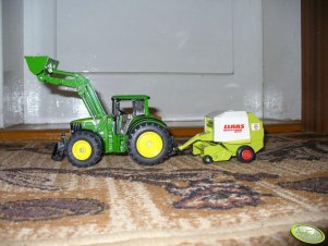 John Deere 6820 i prasa claas