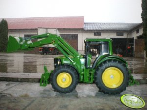 John Deere 6820 z ładowaczem John Deere 633