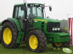 John Deere 6830