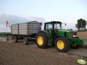 John deere 6830