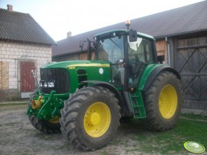 John Deere 6830