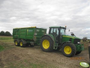 John Deere 6830