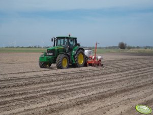 John Deere 6830 