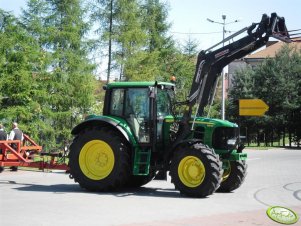 John Deere 6830