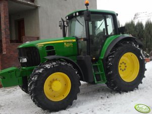 John Deere 6830