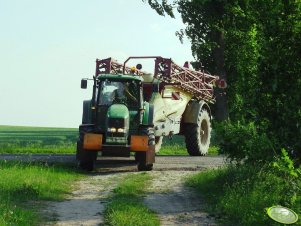 John Deere 6920 S + Hardi Commander 6600 i