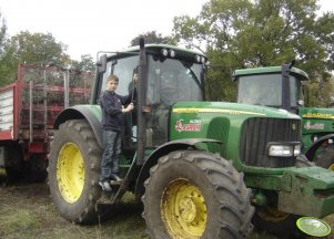 John Deere 6920