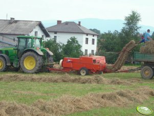 John Deere 6920