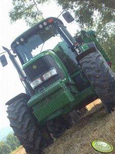 John Deere 6920