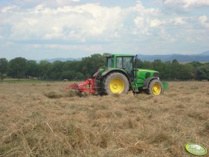 John Deere 6920