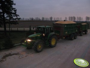 John Deere 6920