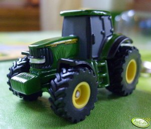 John Deere 6920