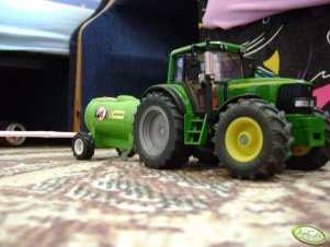 John Deere 6920s