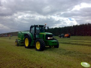 John Deere 6930 + JD 644