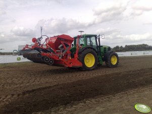 John Deere 6930 + Kuhn