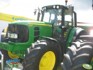 John Deere 6930