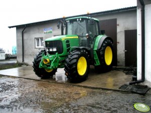 John Deere 6930