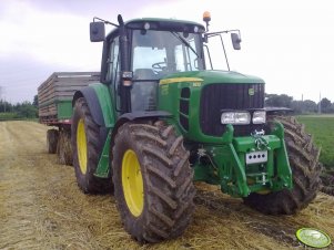 John Deere 6930