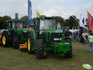 John Deere 6930