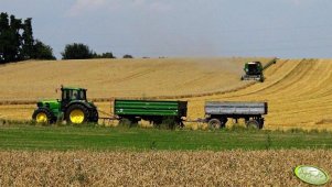 John Deere 6930
