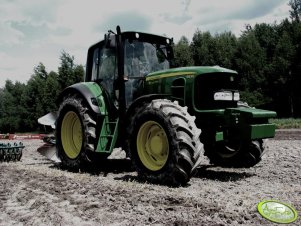 John Deere 6930