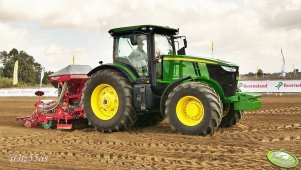 John Deere 7200R + Kverneland Accord DA