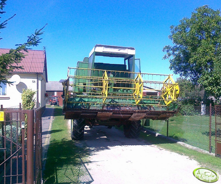 Kombajn John Deere 730 foto 396313 Galeria rolnicza agrofoto