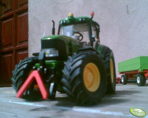 John Deere 7530