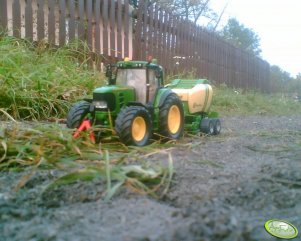 John Deere 7530+Krone Comprima V150XC