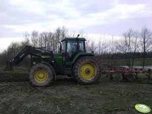 John Deere 7600