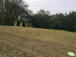 John Deere 7600