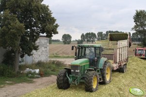 John Deere 7700