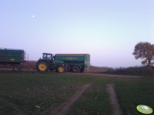 John Deere 7710