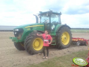 John Deere 7730