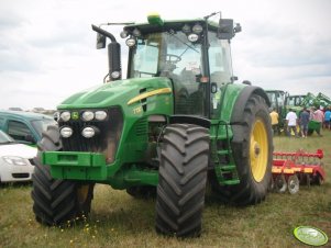 John Deere 7730