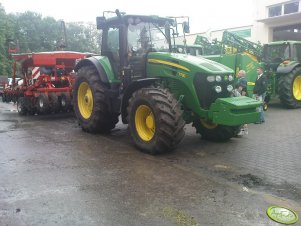 John Deere 7730