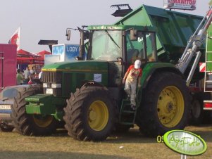 John Deere 7800