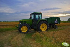 John Deere 7800